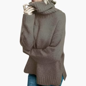 Women's Oversized Sweater with Long Sleeves