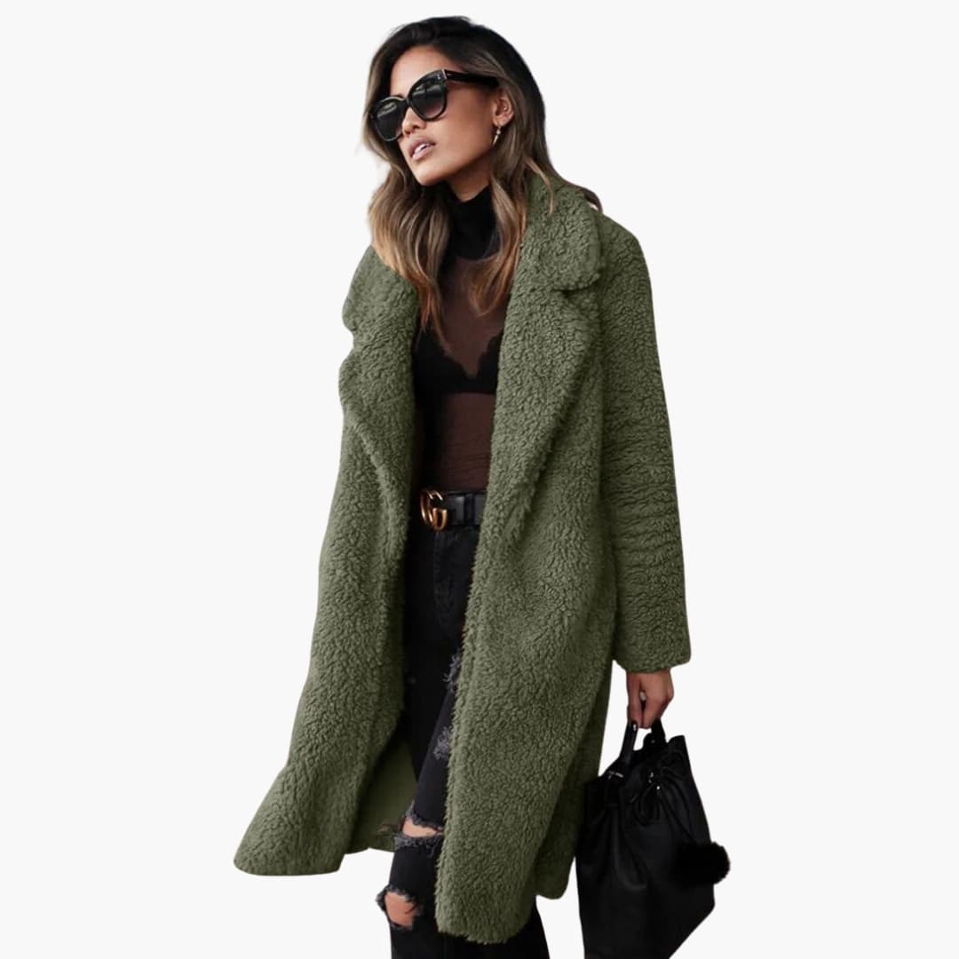 Women's Long Teddy Coat with Wide Collar and Pockets - Image 3