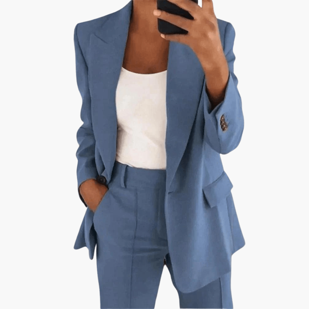 Blazer Suit for Women – Stylish & Elegant for Business